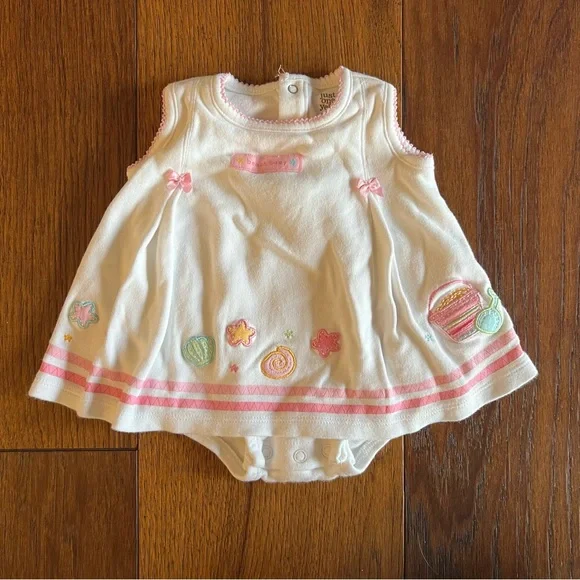 Newborn Girl Mixed Brand Bundle - Picture 4 of 16